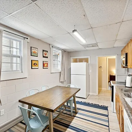 1215 Jefferson St-3